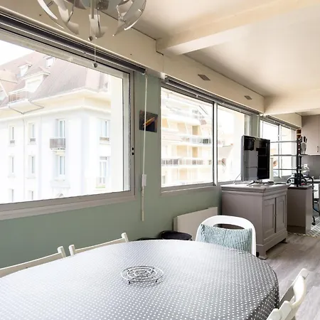 Plein Centre Avec Parking Secure Apartamento